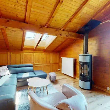 Apartment With Spectacular View Of The Peaks