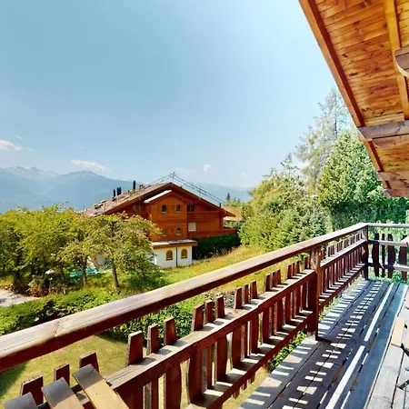 Apartment With Spectacular View Of The Peaks